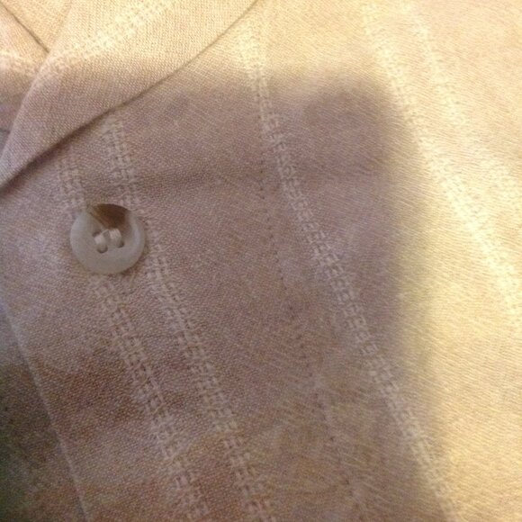 Banana Republic Men's Beige Button-Down Polo Resort SS Shirt - Medium - NWT - Picture 4 of 7